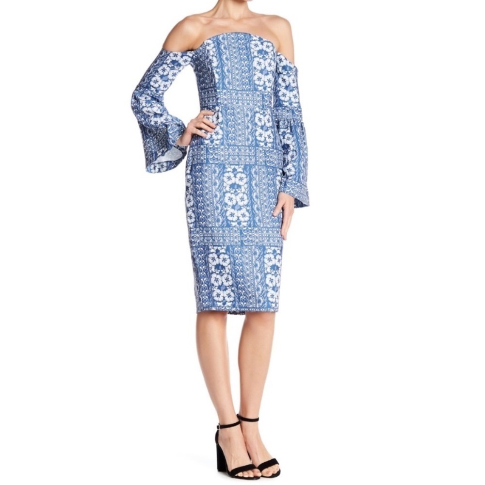 Elliatt Manet Midi Dress Off The Shoulder Blue White Floral Long Sleeve Small